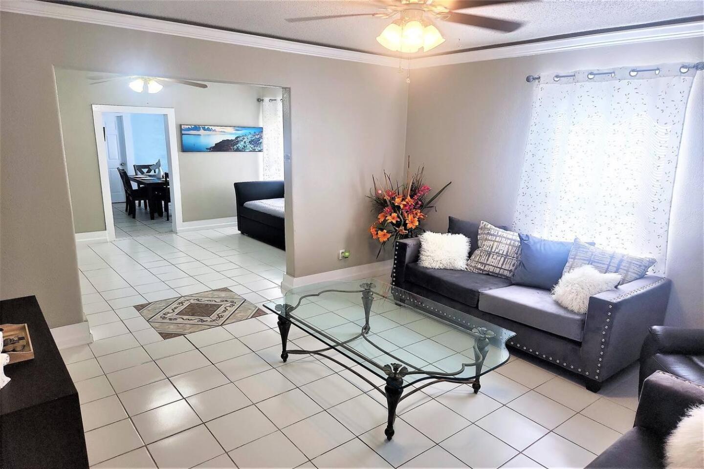 Casaazul-2605B-Pleasure Pier & Beach A Block Away- 3Bed 2Bath 7 Beds- 7 Minutes To Cruise Terminal Galveston Eksteriør bilde